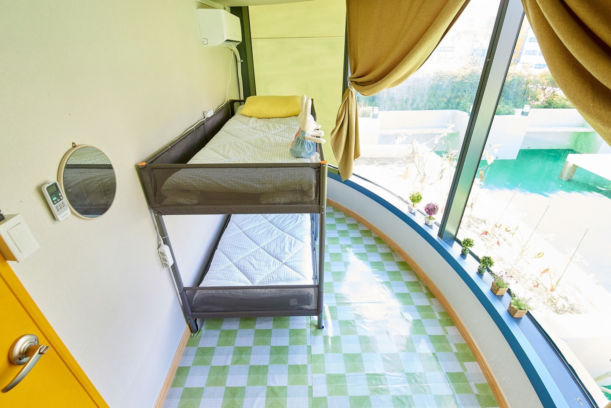 24 Guesthouse Jagalchi Пусан Екстериор снимка